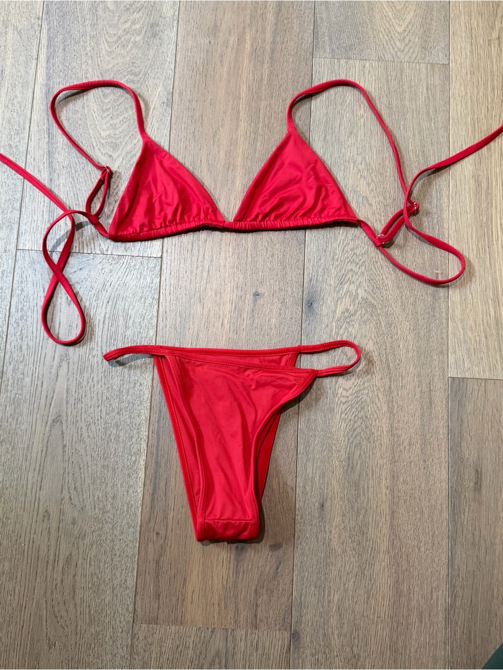 Frankie’s Bikinis x Pamela Anderson- red bikini